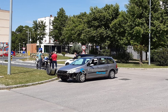 FOTO | Sudar Peugeota i Range Rovera u Pelinama