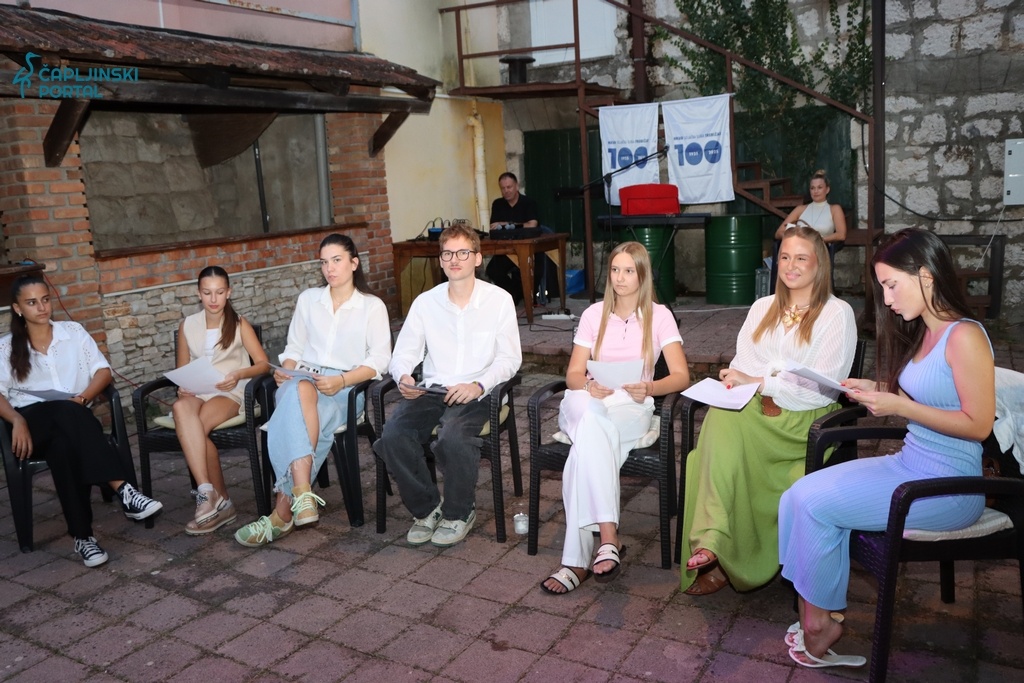 pjesnicka vecer trebizat (10)