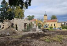FOTO | Srušen nekadašnji vrtić kod DZ, gradi se pastoralno-edukacijski centar