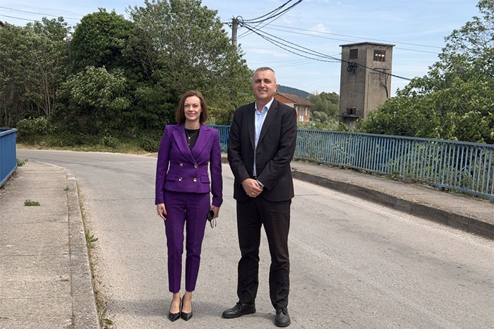 FOTO | Gradonačelnica i ministar prometa u Strugama: Obnavljaju se 4 mosta i ceste