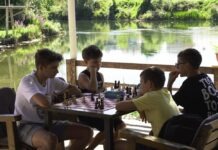 FOTO | Šah, druženje i sport: U Višićima uspješno organiziran prvi turnir za najmlađe