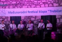FOTO | Trebižat ponovno zapjevao u glas: Održan XIX. Međunarodni festival klapa