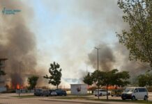 FOTO | Veliki požar u Pelinama: Ogroman stup vatre i dim nad naseljem, vatrogasci na terenu